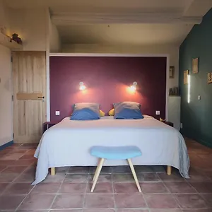 D'hôtes Et Puis Voilà! Couette-café